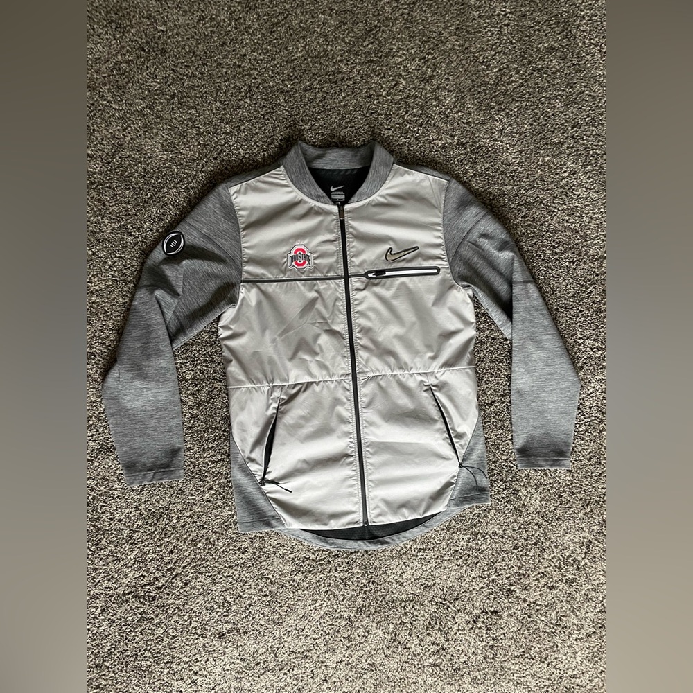 NIKE OHIO STATE OSU BUCKEYES DIAMOND QUEST CFP PLAYOFF SIDELINE FULL ZIP JACKET